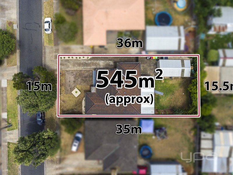 12 Second Avenue, Melton South VIC 3338