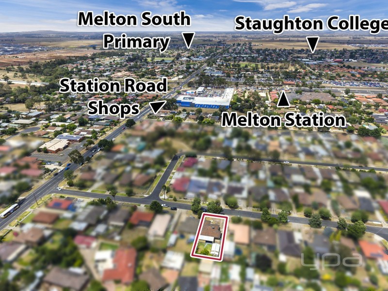 12 Second Avenue, Melton South VIC 3338