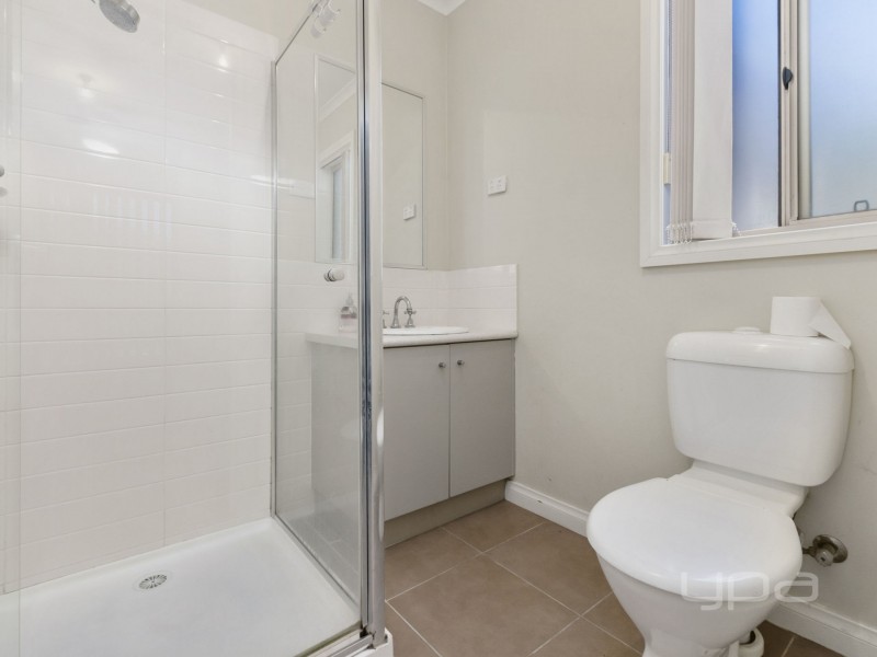 14/3 Austin Place, Melton South VIC 3338