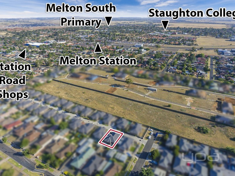 14/3 Austin Place, Melton South VIC 3338