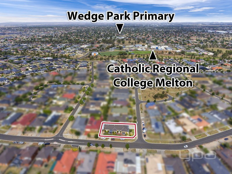 1 Glenfield Avenue, Melton West VIC 3337