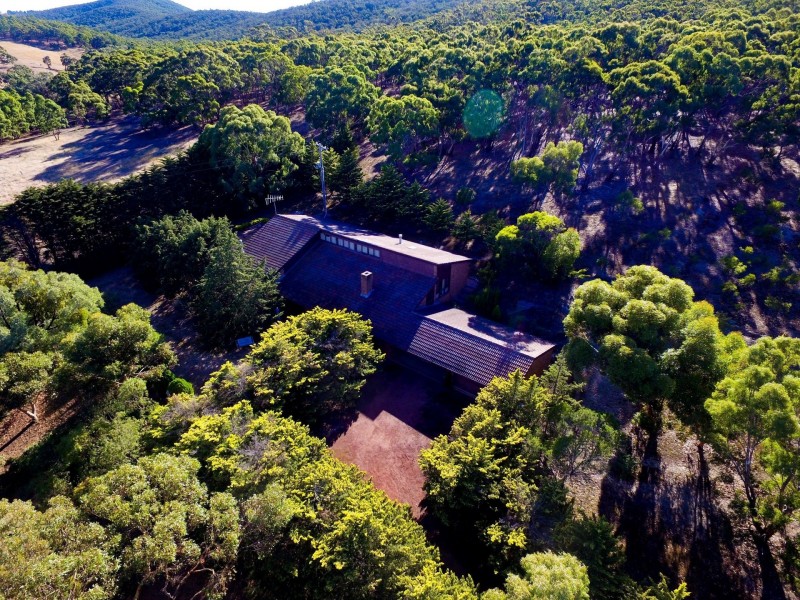 135 McPherson Road, Toolern Vale VIC 3337