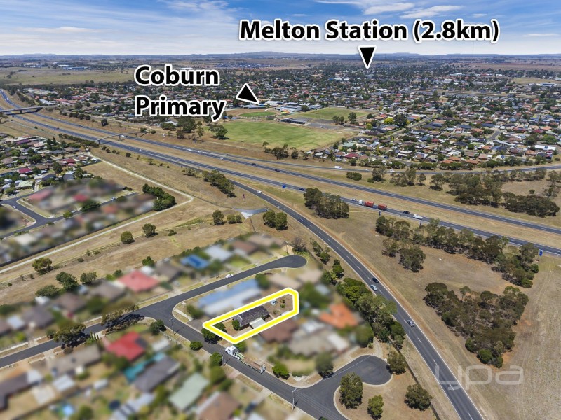 12 Irving Road, Melton VIC 3337