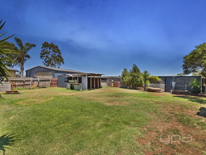 41 Leonid Drive, Rockbank VIC 3335