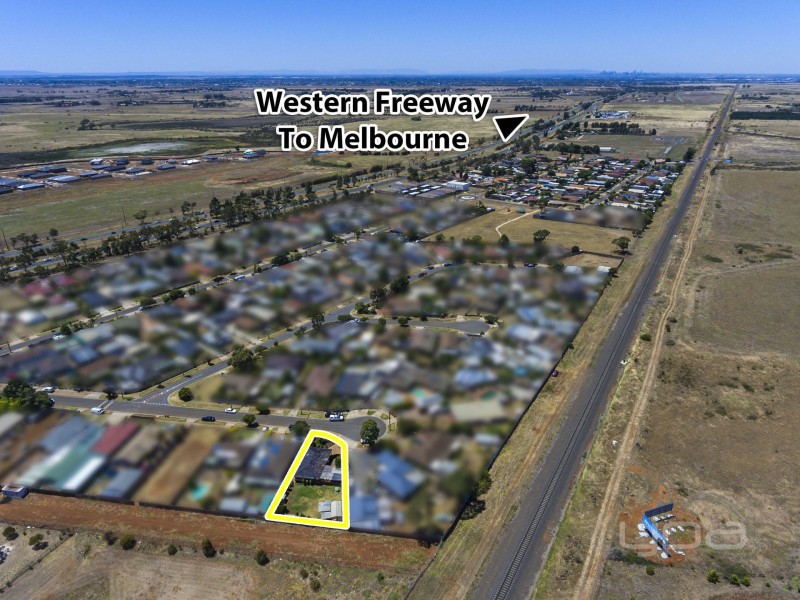 41 Leonid Drive, Rockbank VIC 3335