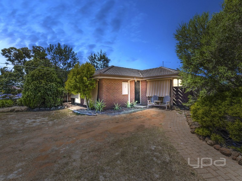 2 Wills Road, Melton South VIC 3338