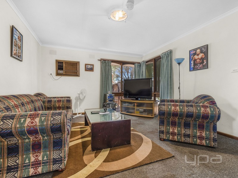2 Wills Road, Melton South VIC 3338