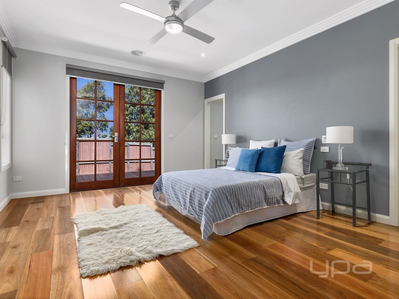 19 Desert Gum Way, Brookfield VIC 3338