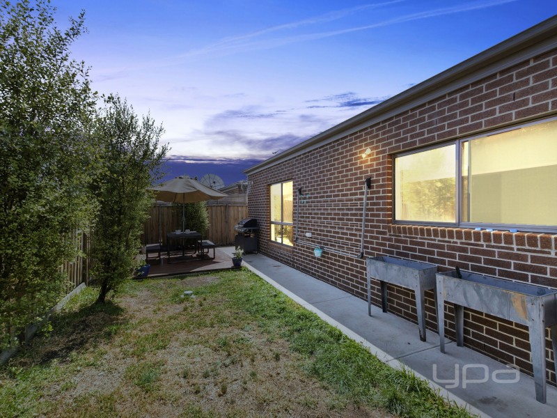 41 Nantha Way, Brookfield VIC 3338