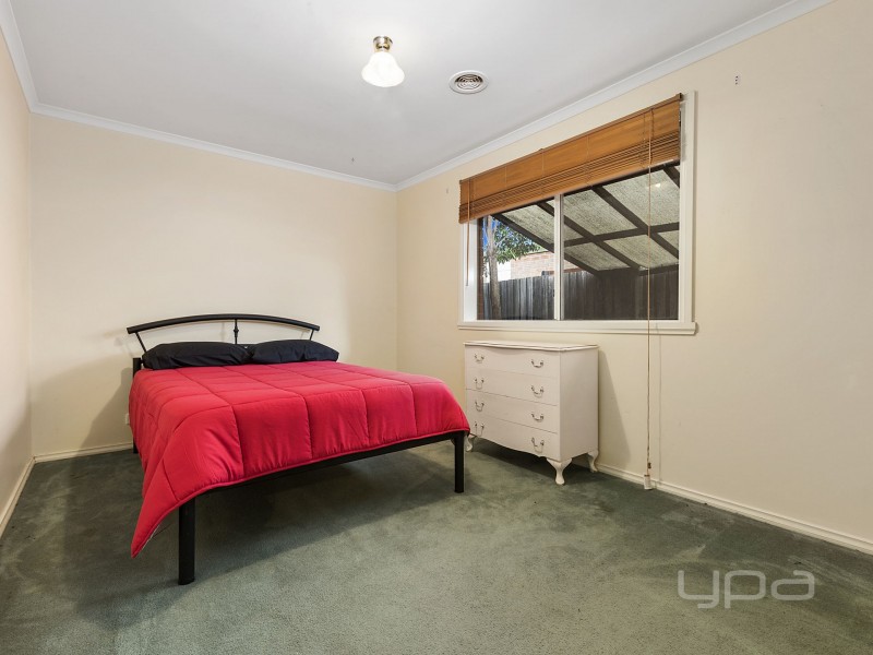 12 Harrington Drive, Melton West VIC 3337