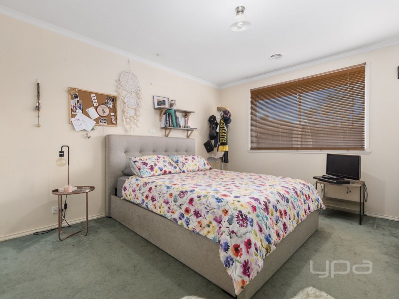 12 Harrington Drive, Melton West VIC 3337