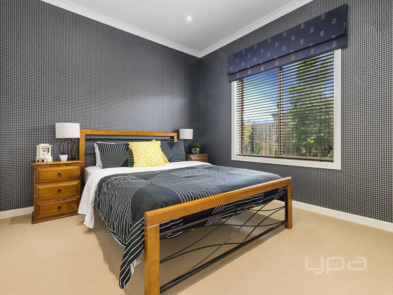 11 Castletown Boulevard, Melton South VIC 3338