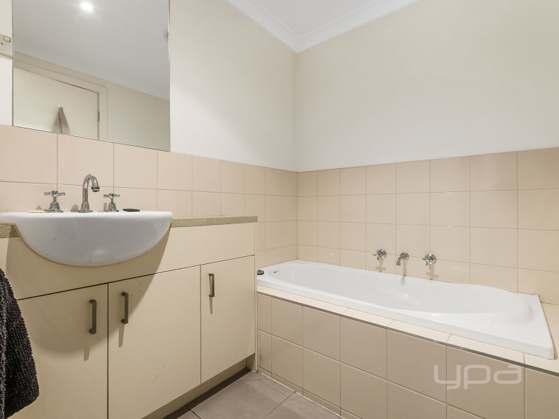 12/9 Petrea Place, Harkness VIC 3337