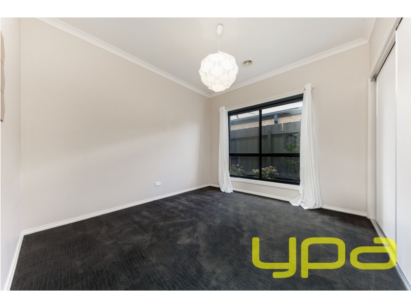 5 Trentwood Avenue, Melton West VIC 3337