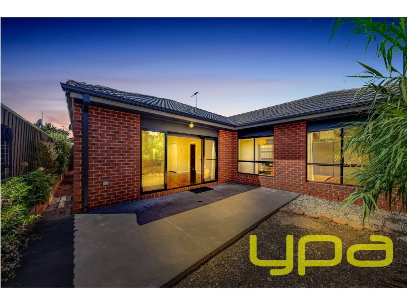 5 Trentwood Avenue, Melton West VIC 3337