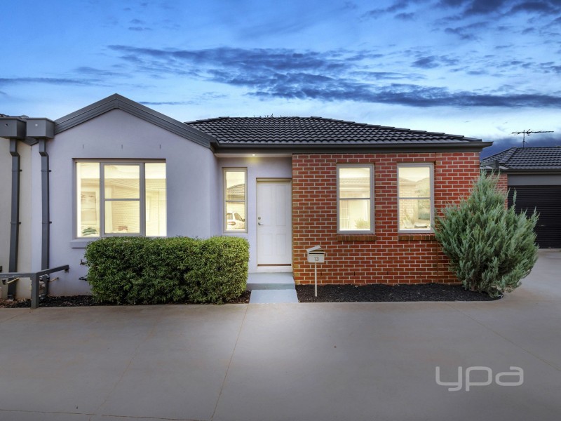 13 Cider Circuit, Darley VIC 3340