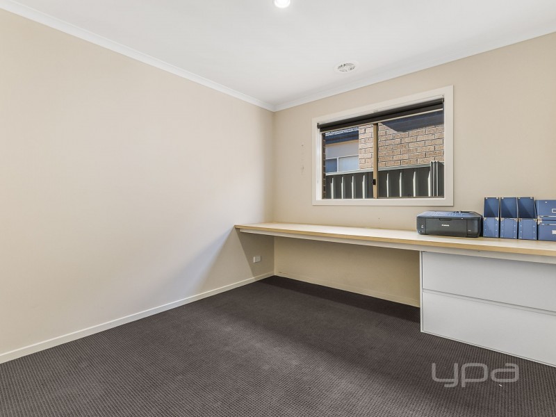 9 Stonehill Drive, Maddingley VIC 3340