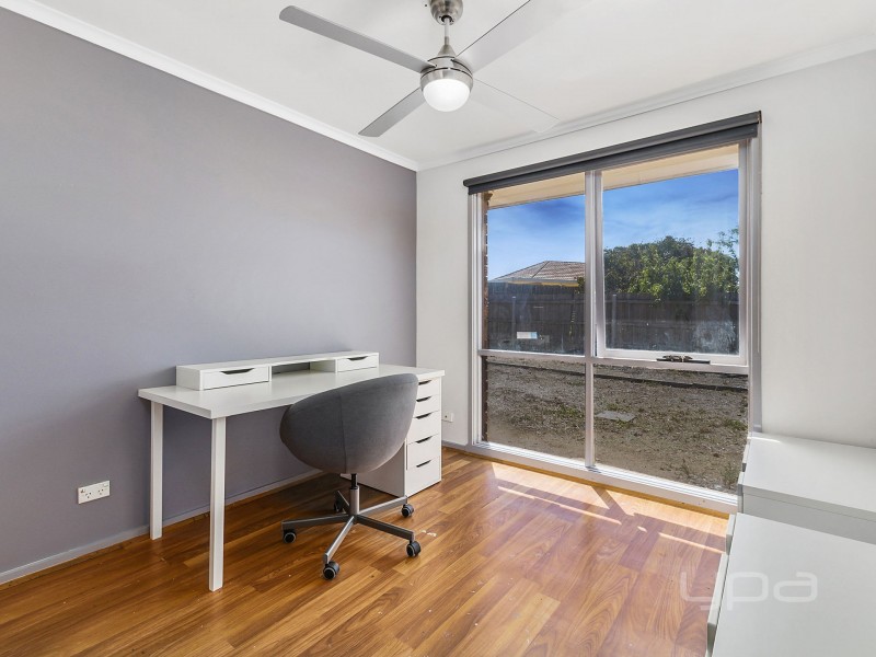 1/1 Nelson Court, Melton South VIC 3338