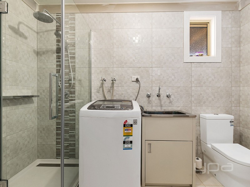 11 Riversdale Crescent, Darley VIC 3340