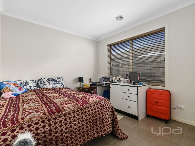 6 Hall Mark Place, Kurunjang VIC 3337