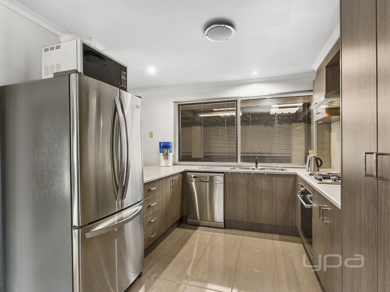 4 Merdon Place, Kurunjang VIC 3337