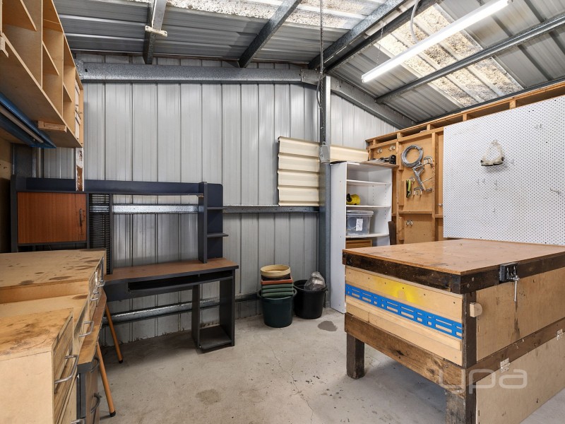 3 Karen Place, Melton West VIC 3337