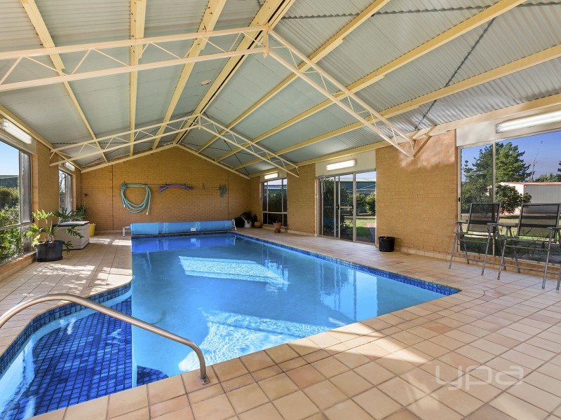 36 Croxton Drive, Kurunjang VIC 3337
