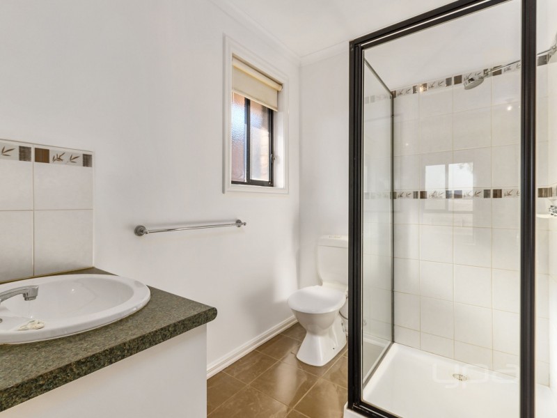 76 Black Knight Way, Kurunjang VIC 3337