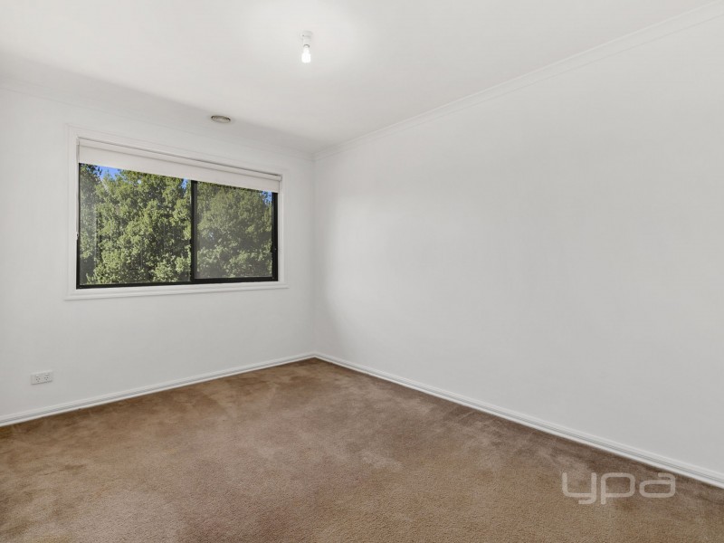 76 Black Knight Way, Kurunjang VIC 3337