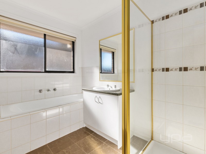 76 Black Knight Way, Kurunjang VIC 3337