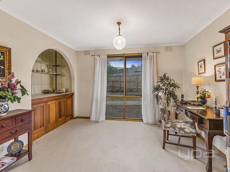 39 Blamey Drive, Melton South VIC 3338