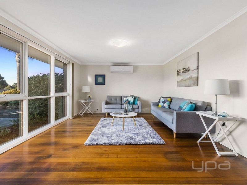 28 James Cook Drive, Melton West VIC 3337