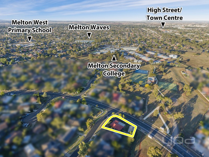 28 James Cook Drive, Melton West VIC 3337