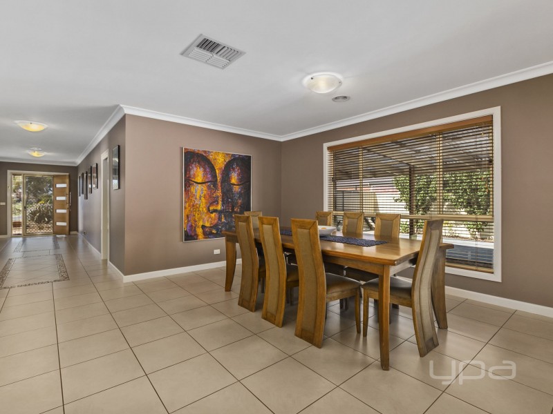5 Dalray Crescent, Kurunjang VIC 3337