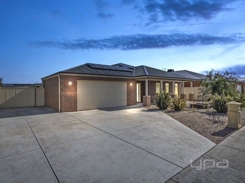 5 Dalray Crescent, Kurunjang VIC 3337