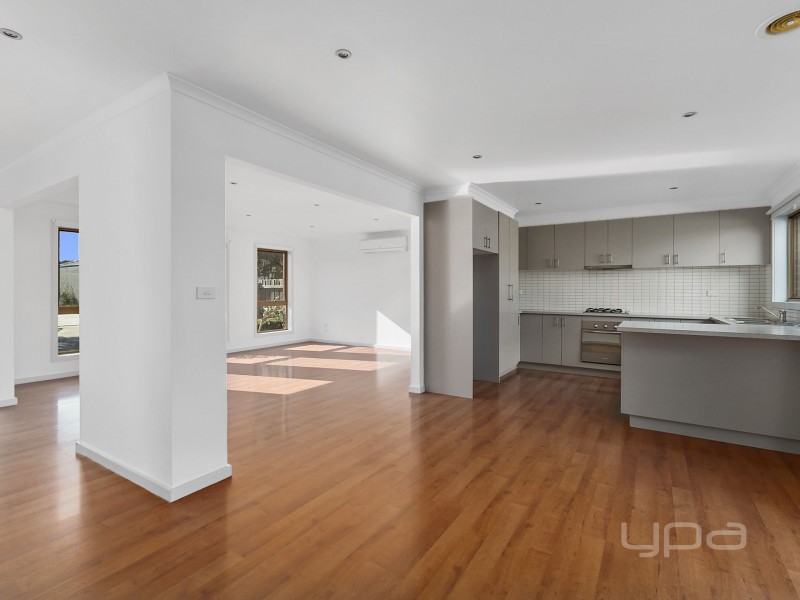 14 Kayla Way, Kurunjang VIC 3337