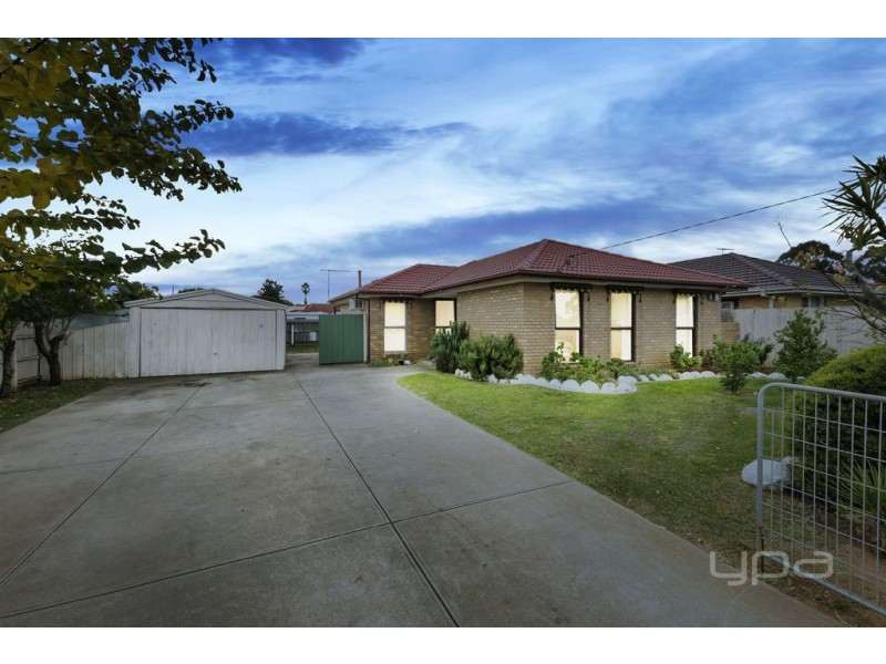 16  Barries Road, Melton VIC 3337