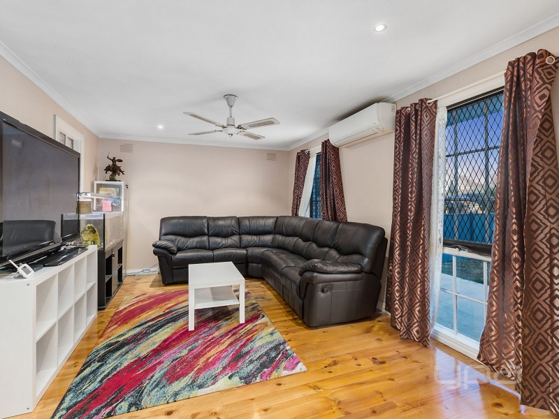 40 Barries Road, Melton VIC 3337