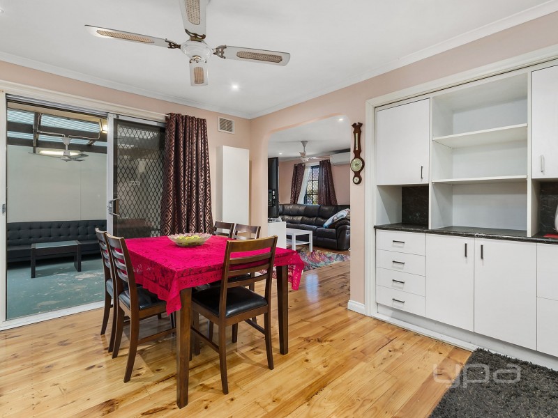 40 Barries Road, Melton VIC 3337