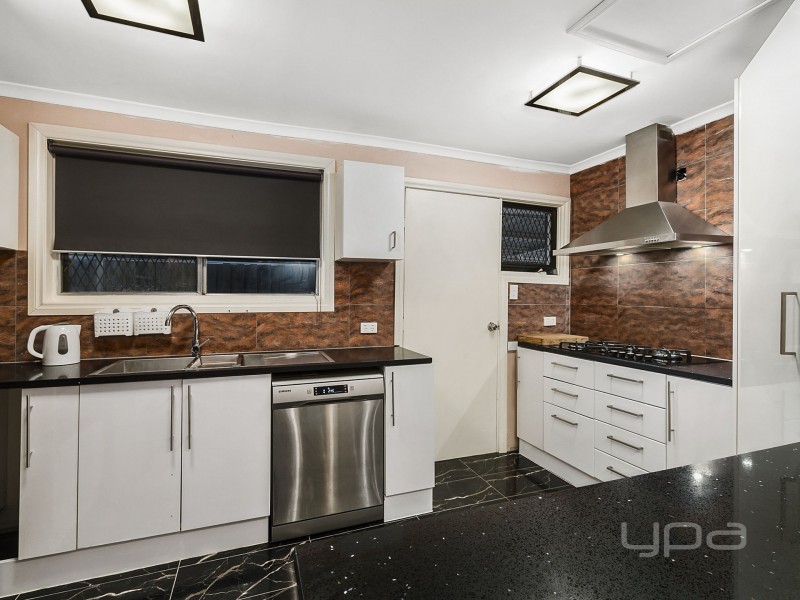 40 Barries Road, Melton VIC 3337