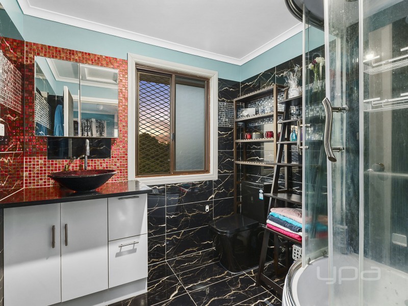 40 Barries Road, Melton VIC 3337