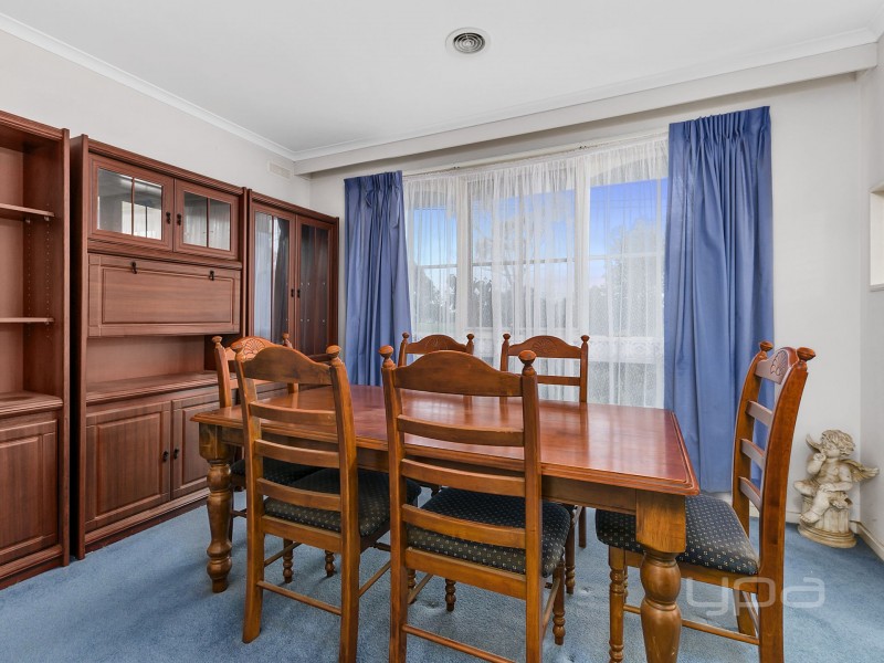 43 Yuille Street, Melton VIC 3337