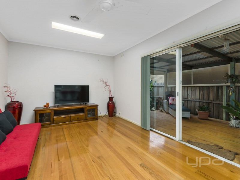 43 Yuille Street, Melton VIC 3337