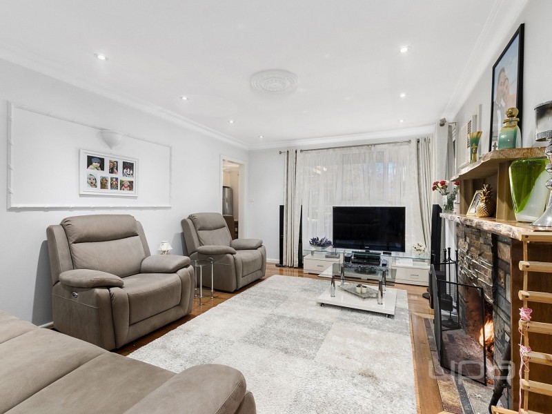 14 Swan Street, Melton VIC 3337