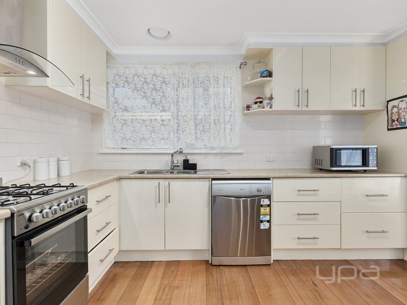 14 Swan Street, Melton VIC 3337