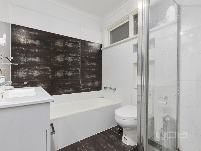 14 Swan Street, Melton VIC 3337