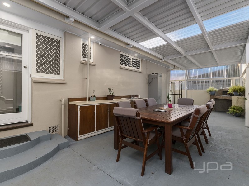 14 Swan Street, Melton VIC 3337