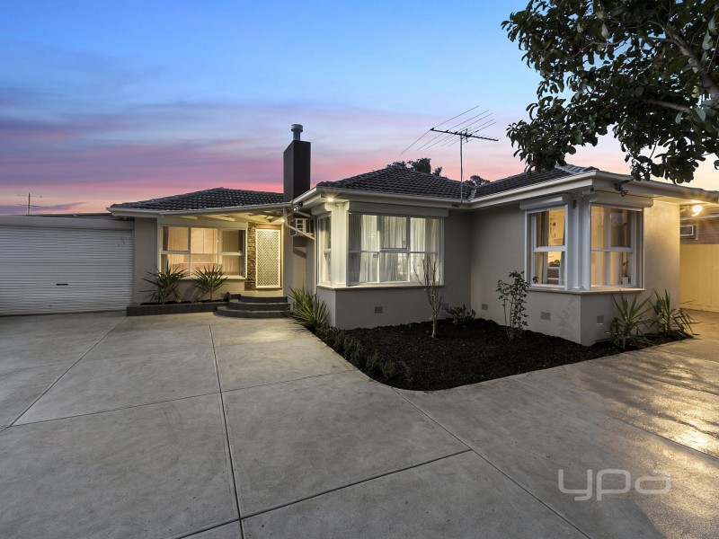 14 Swan Street, Melton VIC 3337