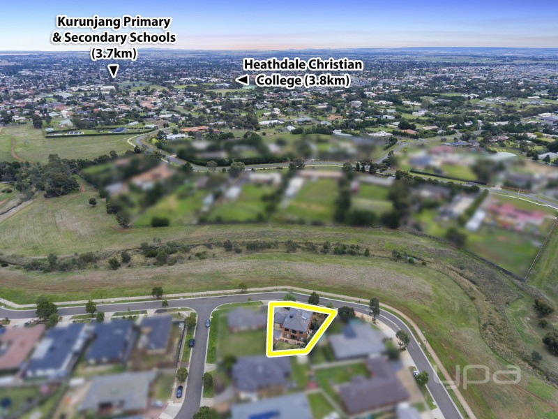27 Rain Lover Drive, Kurunjang VIC 3337