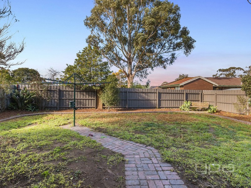 114 Exford Road, Melton South VIC 3338